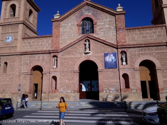 EDIFICIO EN CENTRO DE TORREVIEJA - ALICANTE