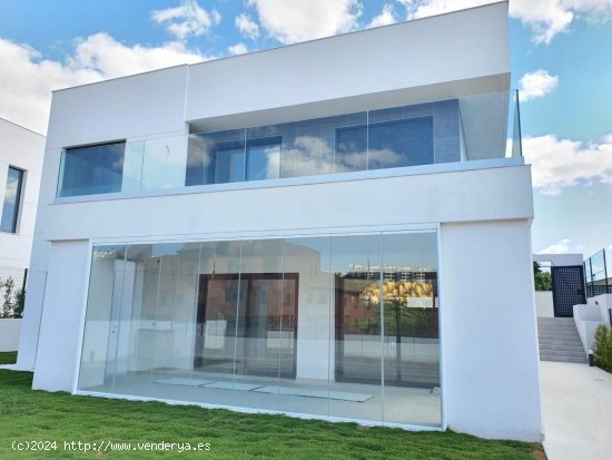 Villa en venta a estrenar en Manilva (Málaga)