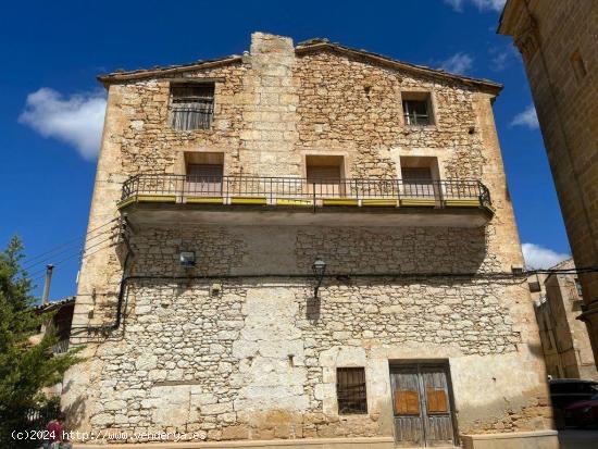 Casa señorial en Valjunquera - TERUEL