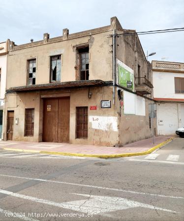 CASA ESQUINERA PARA REFORMAR EN ALGINET - VALENCIA