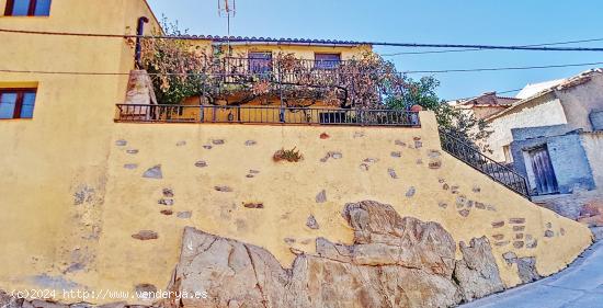 Casa de pueblo en Benizalon con vistas panorámicas - ALMERIA