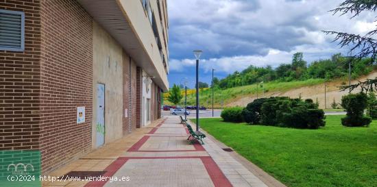 Local en alquiler ubicado en el Sadar - NAVARRA