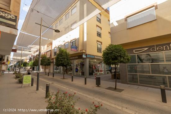 FANTÁSTICO PISO DE 3 DORMITORIOS EN HUETOR TAJAR - GRANADA