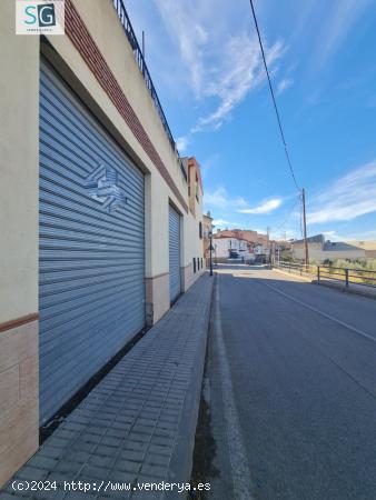 Local comercial 300m. - GRANADA