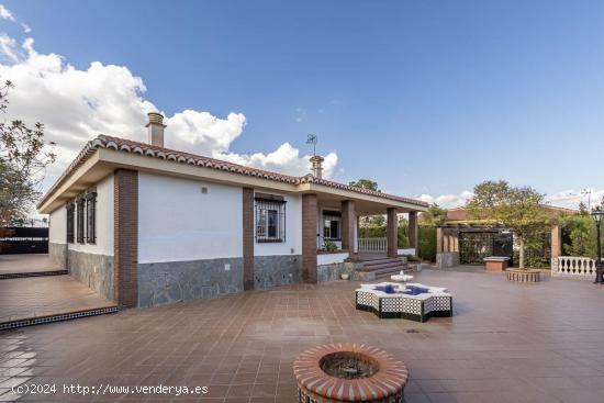 Chalet en Las Gabias - GRANADA