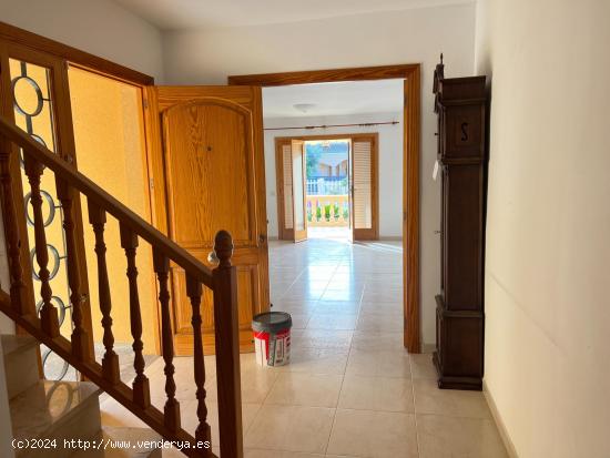 CASA ADOSADA EN VENTA - BALEARES