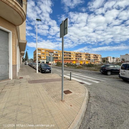 Garaje en venta en Elche (Alicante)