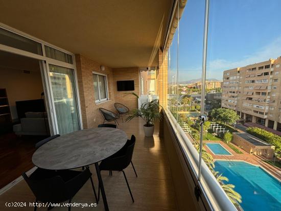 Fantástica vivienda en urbanización en la zona de Babel. - ALICANTE