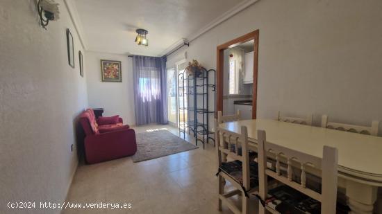 Apartamento 2 dormitorios con plaza de aparcamiento, en Nueva Torrevieja - ALICANTE