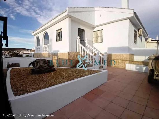 4 DORMITORIOS 3 BAÑOS CHALET CON PISCINA PRIVADA CAMPOSOL D - MURCIA