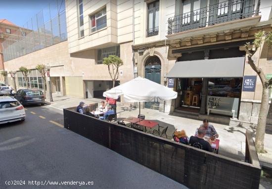 PROCEDENCIA BANCARIA en Calle Henao - Bilbao - VIZCAYA