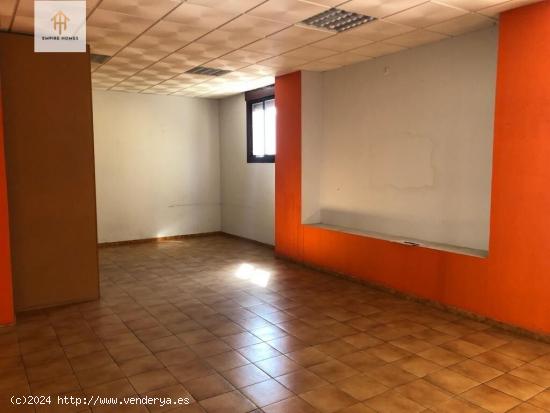 Se ALQUILA LOCAL COMERCIAL en ZONA CENTRO - CACERES