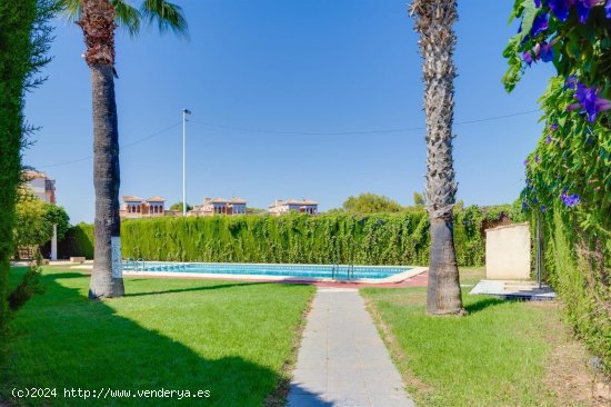 Casa en venta en Orihuela (Alicante)