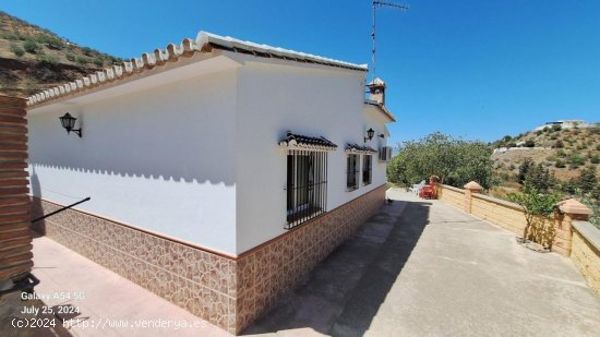 Villa en venta en Álora (Málaga)