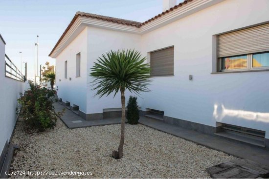 Villa en venta en San Pedro del Pinatar (Murcia)