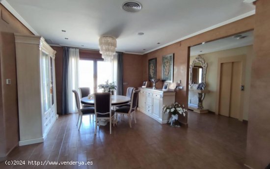 Villa en venta en Aspe (Alicante)