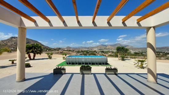 Casa moderna en Novelda - ALICANTE