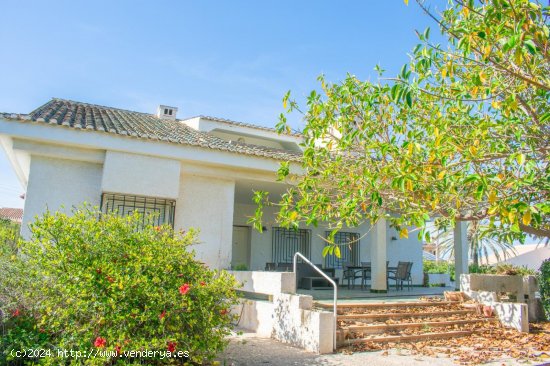 Villa en venta en Orihuela (Alicante)