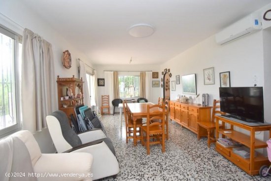 Villa en venta en Alberic (Valencia)