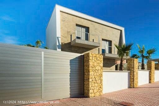 Villa en venta en Rojales (Alicante)