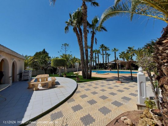 Villa en venta en Rojales (Alicante)