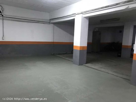 SE VENDE PLAZAS DE GARAJE CON TRASTERO EN VENTA ZONA NERVION - Sevilla