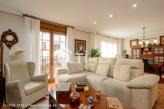 Casa en venta de 264 m² Urbanización Párroco Don José F. Teral, 33403 Avilés (Asturias)