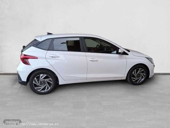 Hyundai i20 1.2 MPI Klass de 2024 con 5.135 Km por 17.990 EUR. en Tarragona