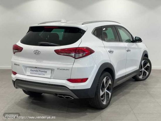 Hyundai Tucson Tucson 2.0CRDI BD Tecno 4x2 de 2015 con 103.000 Km por 16.500 EUR. en Barcelona