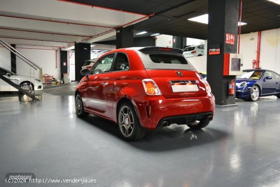 Abarth 500C Cabrio 1.4 16v T-Jet 595C Secuencial 103 kW (140 CV) de 2015 con 147.000 Km por 12.500 E