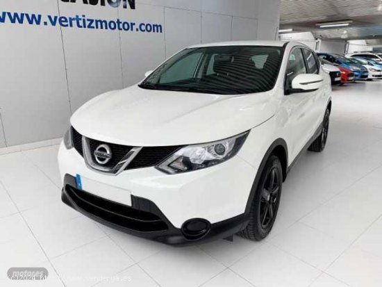 Nissan Qashqai 1.6dCi Visia 4x4-i Visia de 2016 con 107.000 Km por 17.500 EUR. en Guipuzcoa