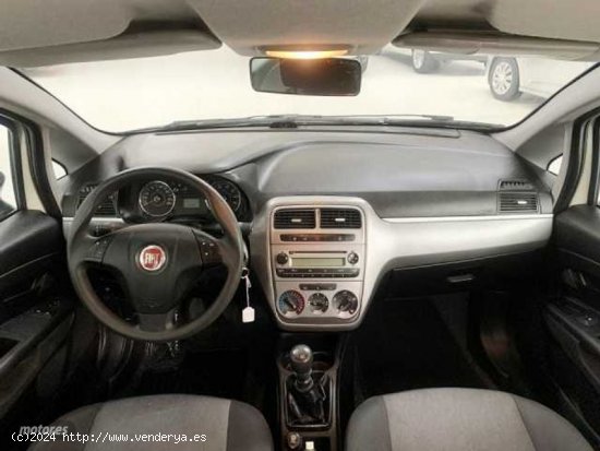 Fiat Punto 1.4 S&S Easy de 2012 con 86.000 Km por 7.800 EUR. en Guipuzcoa