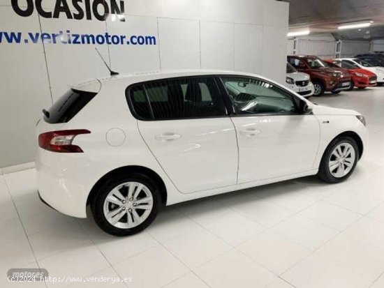 Peugeot 308 1.2 PureTech S&S Style 110CV de 2017 con 115.000 Km por 13.200 EUR. en Guipuzcoa