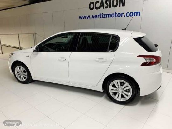 Peugeot 308 1.2 PureTech S&S Style 110CV de 2017 con 115.000 Km por 13.200 EUR. en Guipuzcoa