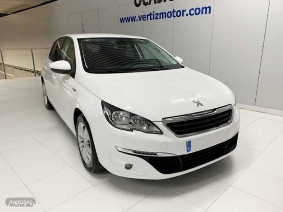 Peugeot 308 1.2 PureTech S&S Style 110CV de 2017 con 115.000 Km por 13.200 EUR. en Guipuzcoa