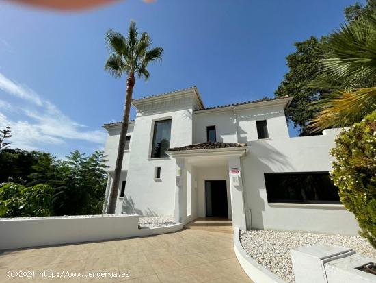 Impresionante villa en lujosa urbanización Lomas de Magna Marbella, Milla de Oro - MALAGA