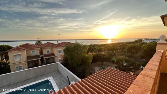 CHALET EN SEGUNDA LÍNEA CON PISCINA EN MAZAGÓN - HUELVA