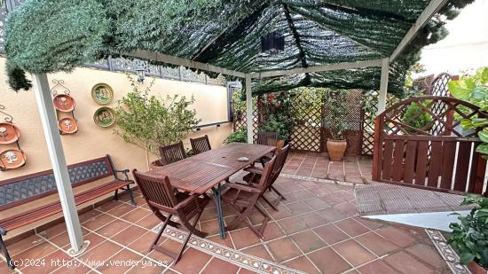 CHALET EN SEGUNDA LÍNEA CON PISCINA EN MAZAGÓN - HUELVA