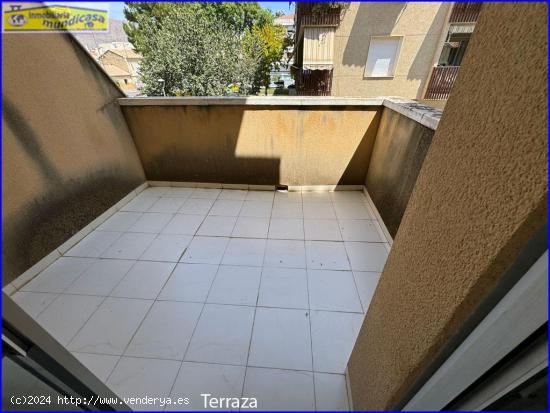 Piso dúplex en Santomera con 3 dormitorios, 2 baños y garaje - MURCIA