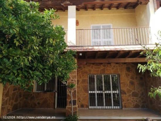 PRECIOSA VIVIENDA EN EL CENTRO DEL PUEBLO - CADIZ