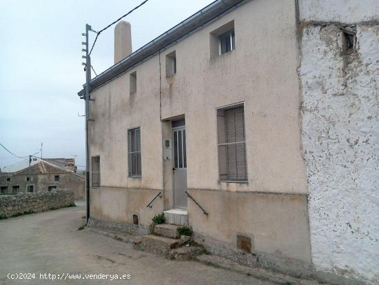  VENTA.-.CASA DE PUEBLO.-.CONSUEGRA - SEGOVIA 