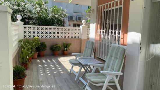 Chalet con vistas al mar a dos minutos de la playa - TARRAGONA