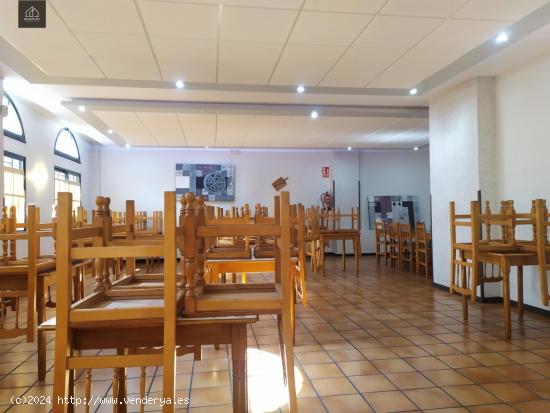 LOCAL COMERCIAL TOTALMENTE ACONDICIONADO - PONTEVEDRA