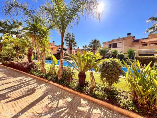 ESPECTACULAR DUPLEX EN LOMAS DE CABO ROIG - ALICANTE