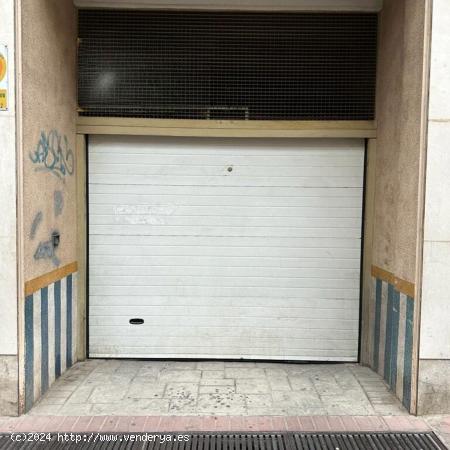 DOS PLAZAS DE GARAJE MAS TRASTERO ZONA CENTRO!!! - MURCIA