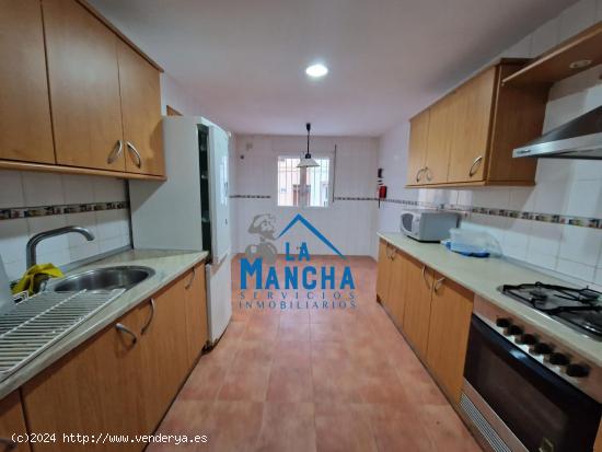 INMOBILIARIA LA MANCHA VENDE CASA CON NAVE EN EL SALOBRAL - ALBACETE