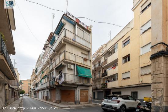 Espacioso local comercial en Zaidín - GRANADA