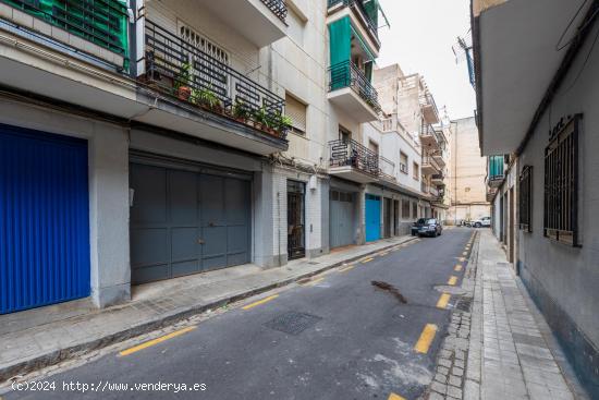 Espacioso local comercial en Zaidín - GRANADA