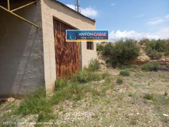 NAVE INDUSTRIAL EN VENTA - ALICANTE