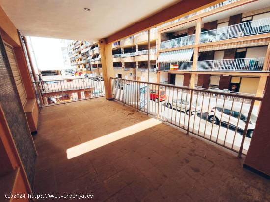 Fantástico apartamento con vistas al mar a escasos 200m de las playas de Guardamar del Segura - ALI